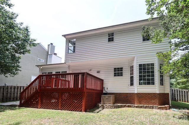 8306 Hornwood Court, Charlotte, NC 28215
