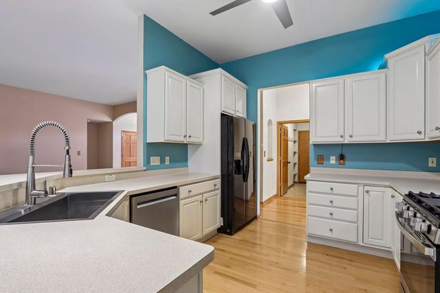 2509 Michele LANE, East Troy, WI 53120