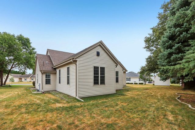 2509 Michele LANE, East Troy, WI 53120