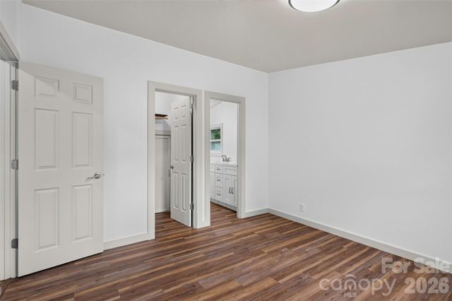 74 TJ Trail, Hendersonville, NC 28792