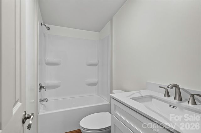 74 TJ Trail, Hendersonville, NC 28792