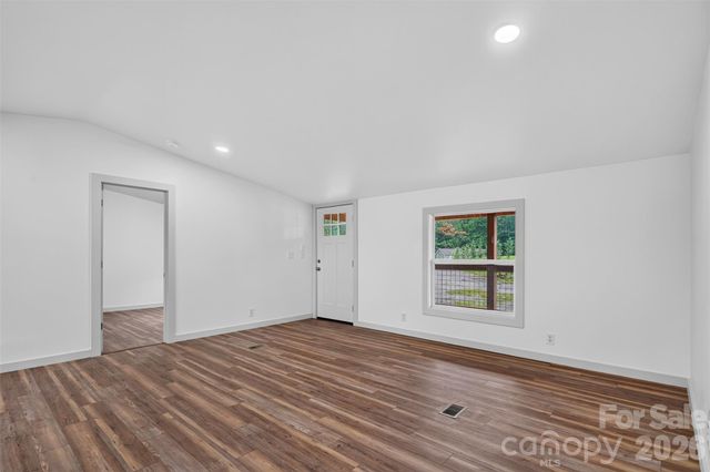 74 TJ Trail, Hendersonville, NC 28792