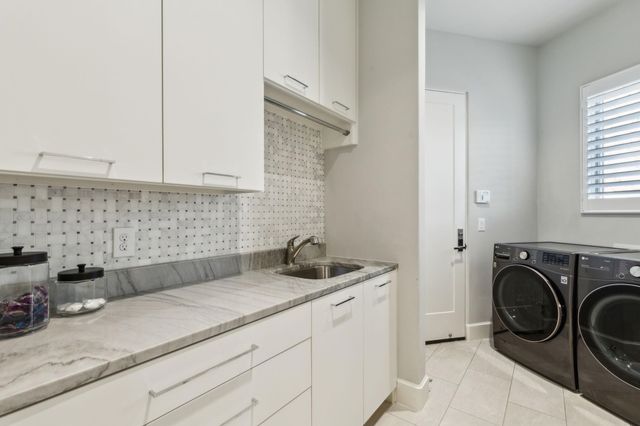 9 Catalonia Drive, Westlake, TX 76262