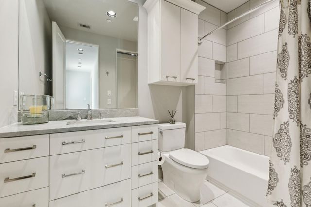 9 Catalonia Drive, Westlake, TX 76262