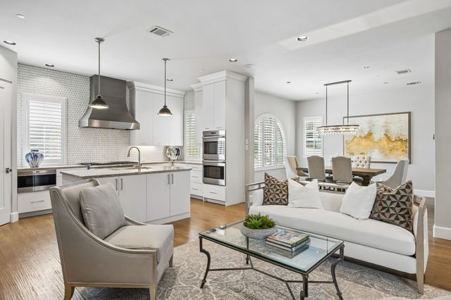 9 Catalonia Drive, Westlake, TX 76262