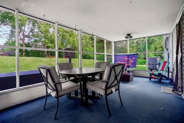 5109 Sterling Avenue, Raytown, MO 64133