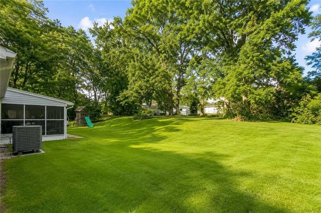 5109 Sterling Avenue, Raytown, MO 64133