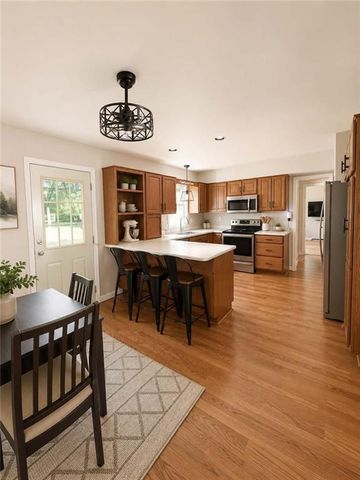 5109 Sterling Avenue, Raytown, MO 64133