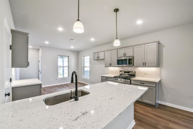 10950 Tawny Ridge Drive, Beasley, TX 77417
