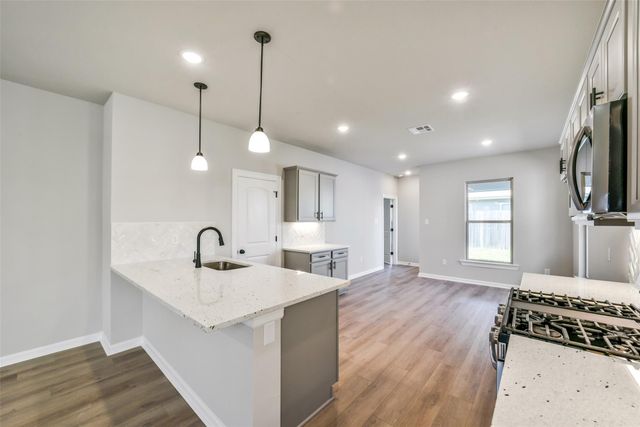 10950 Tawny Ridge Drive, Beasley, TX 77417