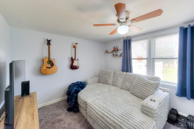 443 Burncoat St, Worcester, MA 01606