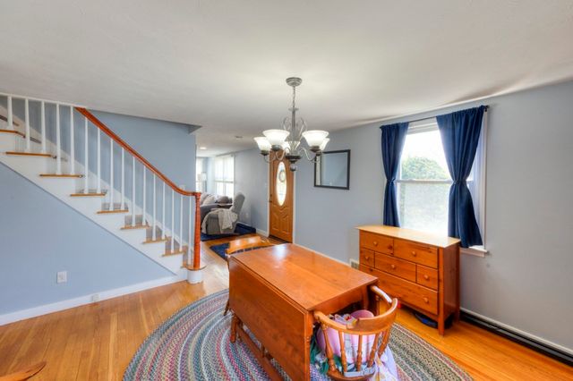 443 Burncoat St, Worcester, MA 01606