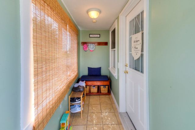 443 Burncoat St, Worcester, MA 01606