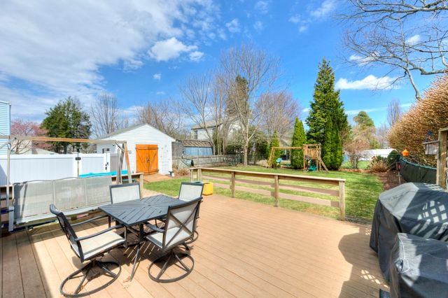 443 Burncoat St, Worcester, MA 01606