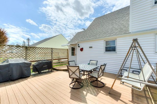 443 Burncoat St, Worcester, MA 01606