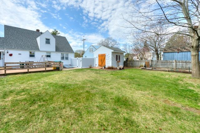 443 Burncoat St, Worcester, MA 01606