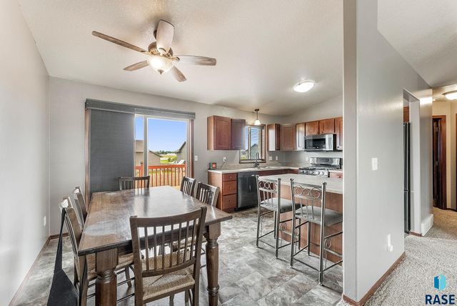 925 E Steep St, Tea, SD 57064