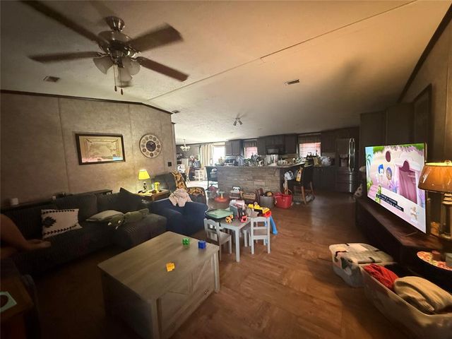 4005 N Whitetail Circle, Guthrie, OK 73044