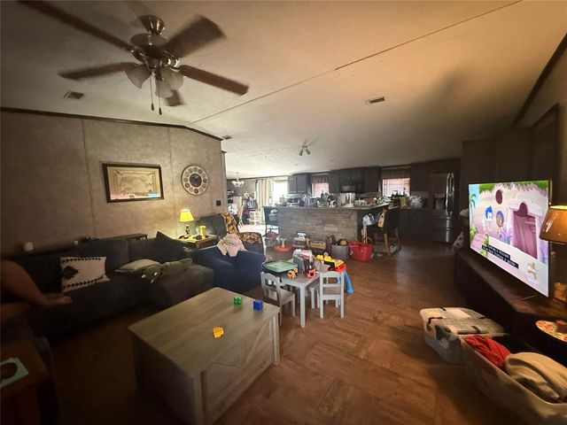 4005 N Whitetail Circle, Guthrie, OK 73044