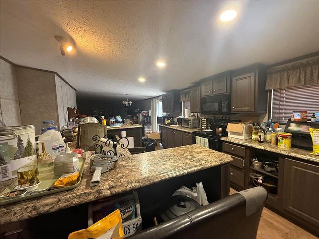 4005 N Whitetail Circle, Guthrie, OK 73044