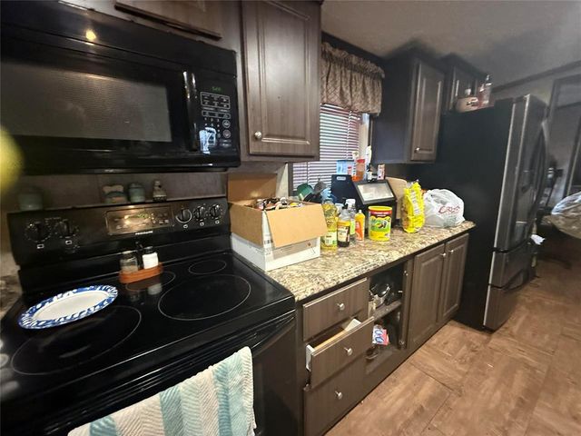 4005 N Whitetail Circle, Guthrie, OK 73044