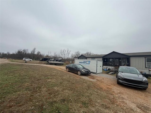 4005 N Whitetail Circle, Guthrie, OK 73044