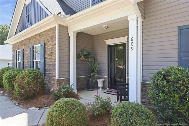 609 Prospectors Lane, Sanford, NC 27330