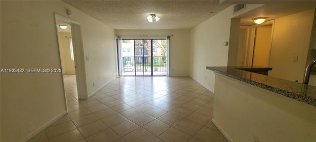 9022 W Atlantic Blvd 222, Coral Springs, FL 33071
