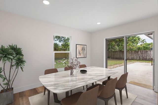 430 La Mancha Avenue, Royal Palm Beach, FL 33411