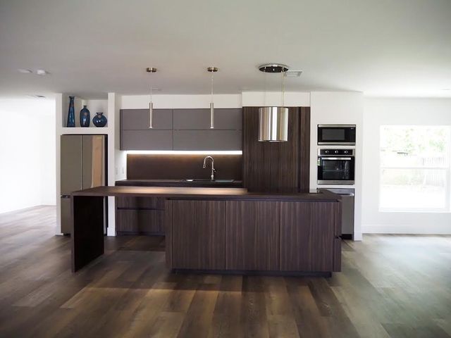 430 La Mancha Avenue, Royal Palm Beach, FL 33411