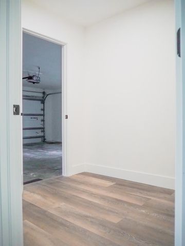 430 La Mancha Avenue, Royal Palm Beach, FL 33411