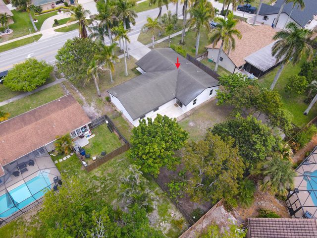 430 La Mancha Avenue, Royal Palm Beach, FL 33411