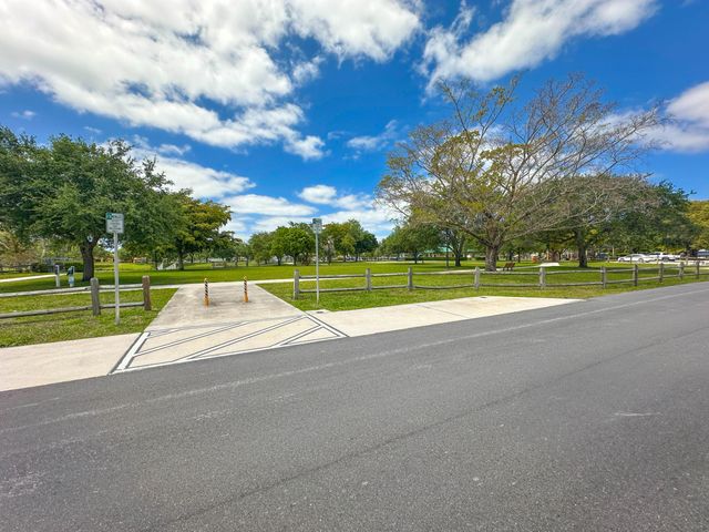 430 La Mancha Avenue, Royal Palm Beach, FL 33411