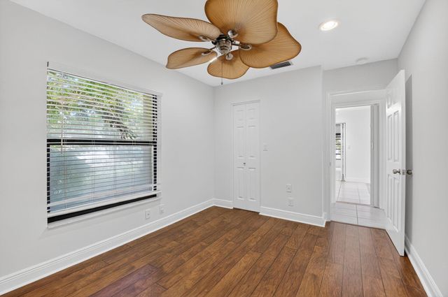 18051 104th Terrace S, Boca Raton, FL 33498