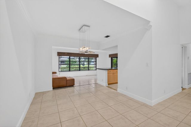 18051 104th Terrace S, Boca Raton, FL 33498