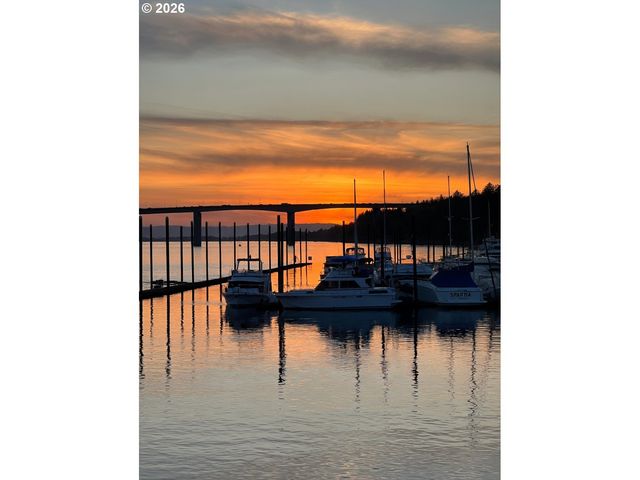 3608 Se 142ND Ct, Vancouver, WA 98683