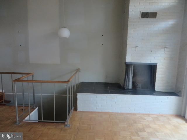 2122 LOMBARD ST, Philadelphia, PA 19146