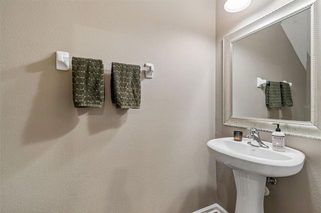 26606 CASTLEVIEW WAY, Wesley Chapel, FL 33544
