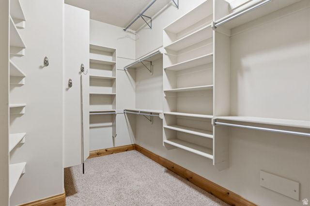 2508 BARKER PKWY, North Ogden, UT 84414