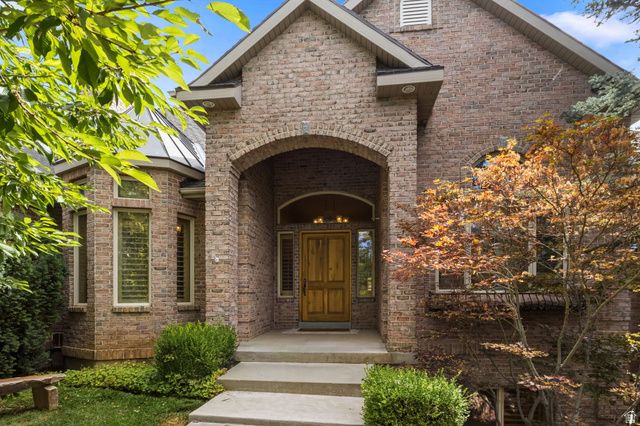 2508 BARKER PKWY, North Ogden, UT 84414