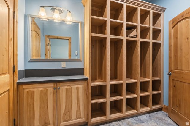 2508 BARKER PKWY, North Ogden, UT 84414