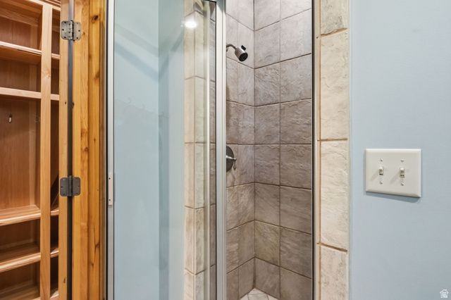 2508 BARKER PKWY, North Ogden, UT 84414