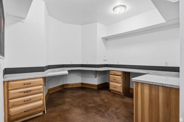 2508 BARKER PKWY, North Ogden, UT 84414