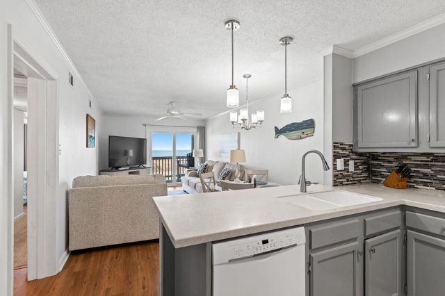 613 S Ocean Blvd. D1, North Myrtle Beach, SC 29582