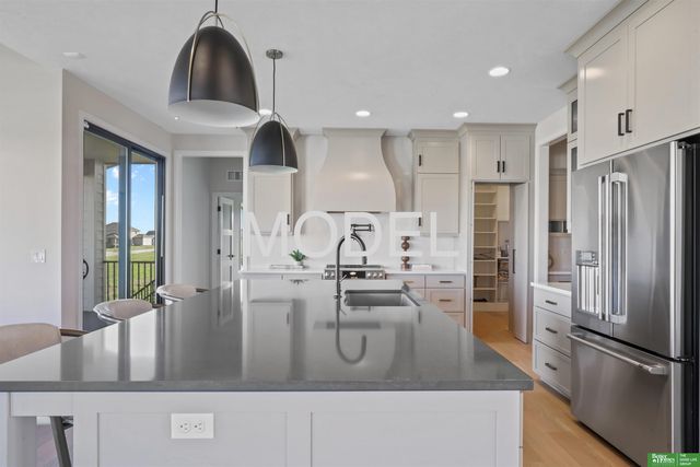 10305 S 191st Avenue, Gretna, NE 68136