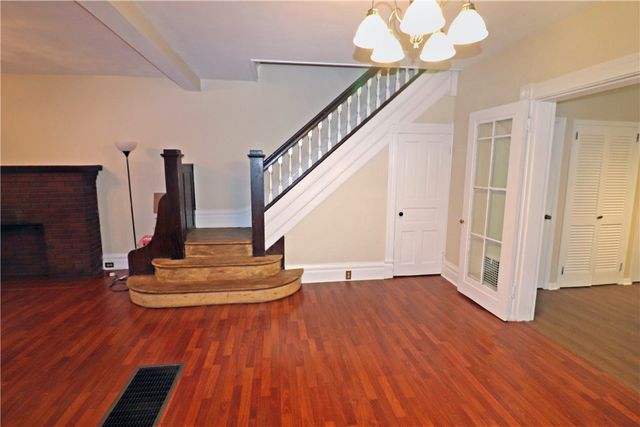 504 Arthur Ave, Scottdale, PA 15683