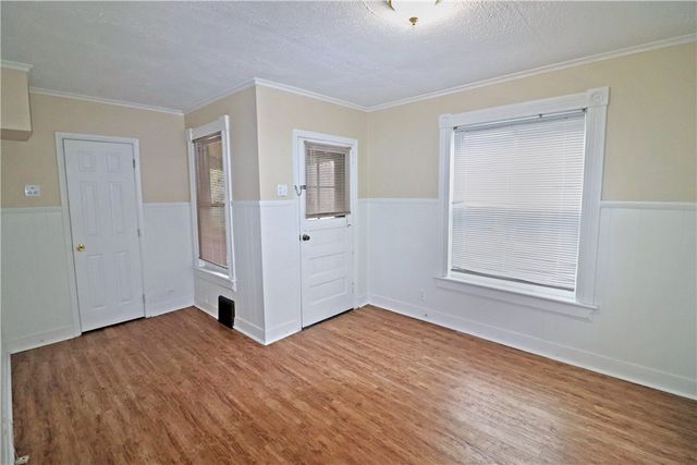 504 Arthur Ave, Scottdale, PA 15683