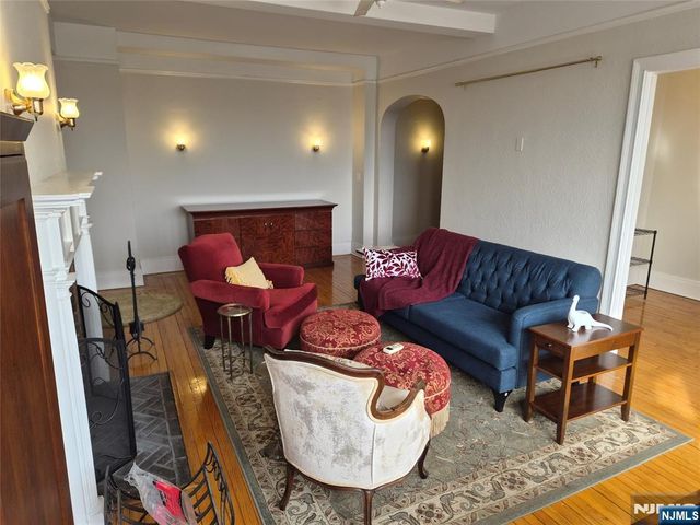 363-377 Mount Prospect 1B, Newark, NJ 07104