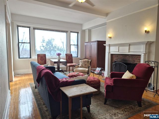 363-377 Mount Prospect 1B, Newark, NJ 07104