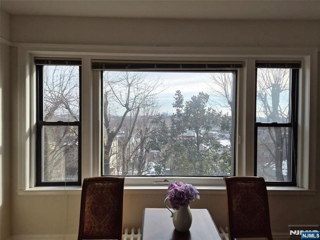 363-377 Mount Prospect 1B, Newark, NJ 07104